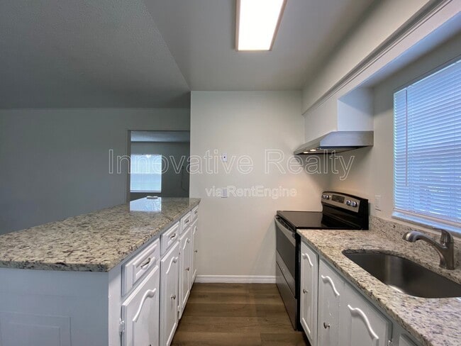 Photo - 5236 Davisson Ave