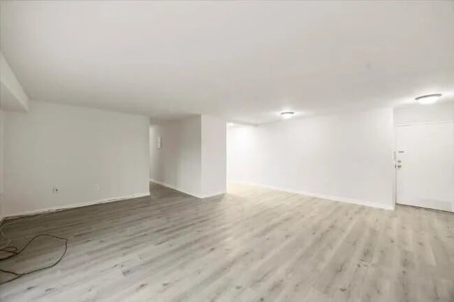 Photo - 2310 Ewing Ave Unit 101