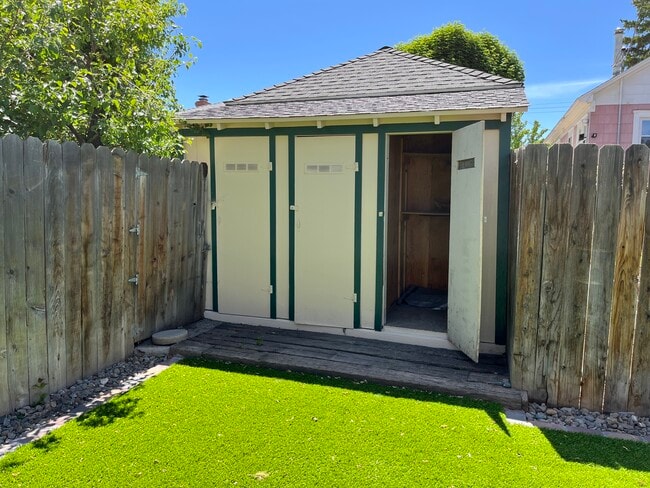 Photo - 1028 Watt St