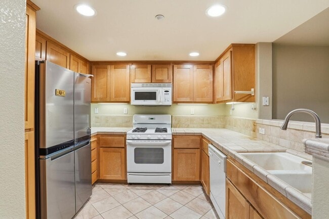 Photo - 1418 Allegado Alley