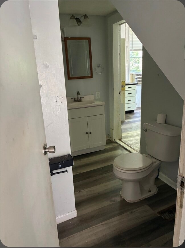 Photo - 307 E Promenade St