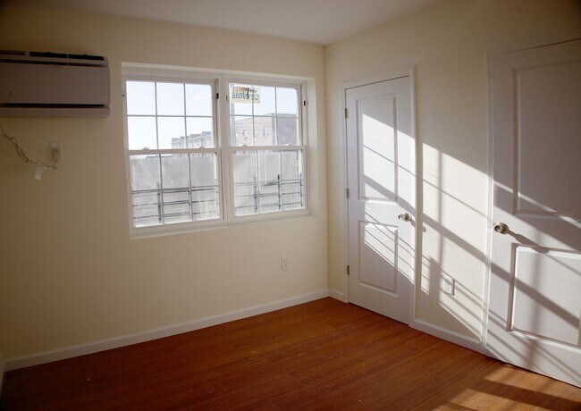 Photo - NEW 3 BEDROOM APT IN SOUNDVIEW Unit 3RD FLOOR