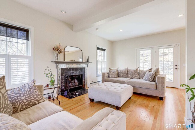 Photo - 46 Cow Hill Rd