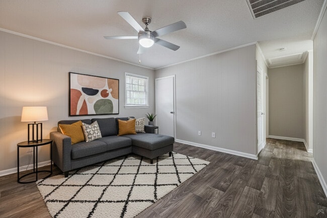 Villas Northpoint/Southpoint Apartments