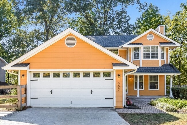 Building Photo - 607 Caliber Ct