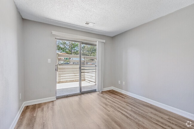 2BR, 2BA - 972SF - Second Bedroom