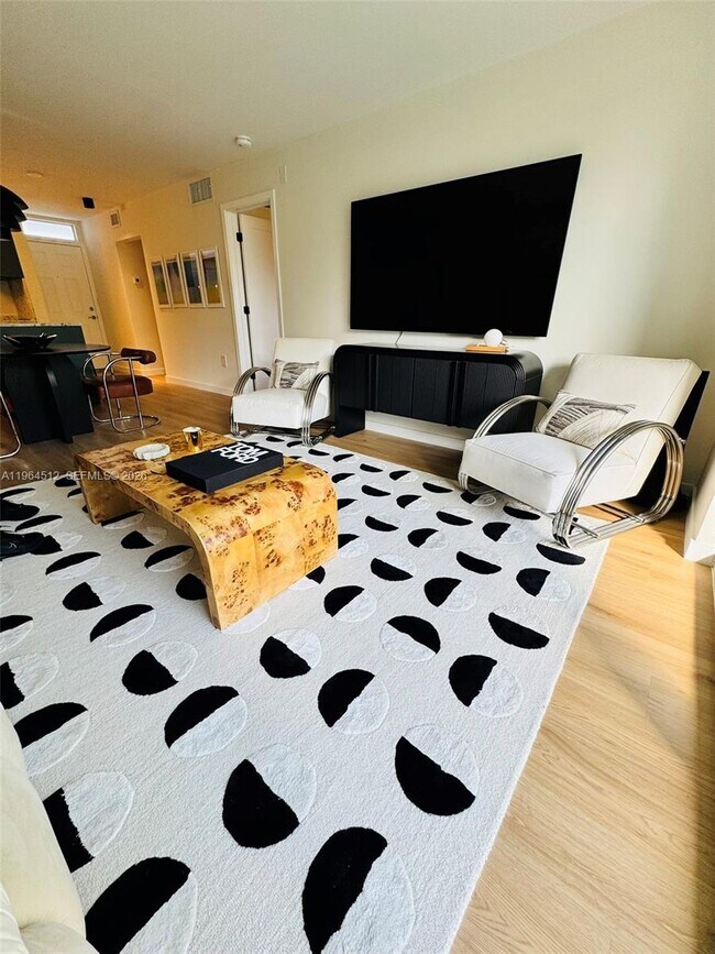 Photo - 1045 10th St Unidad 302