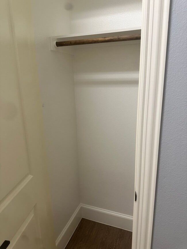 Photo - open concept 4bd - rent to own