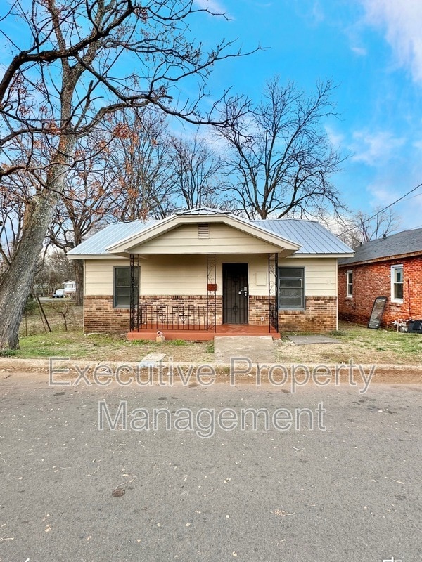 Photo - 112 Kappa Ave S