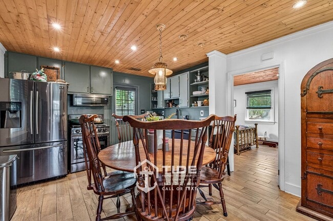 Photo - West Ashley Gem