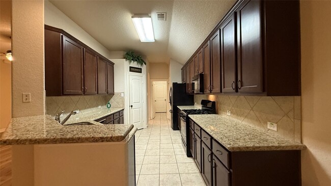 Photo - 931 Opal Chase Dr