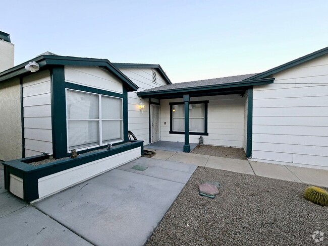 Building Photo - UPGRADED ONE-STORY HOME W/ NO HOA! NEAR GR...