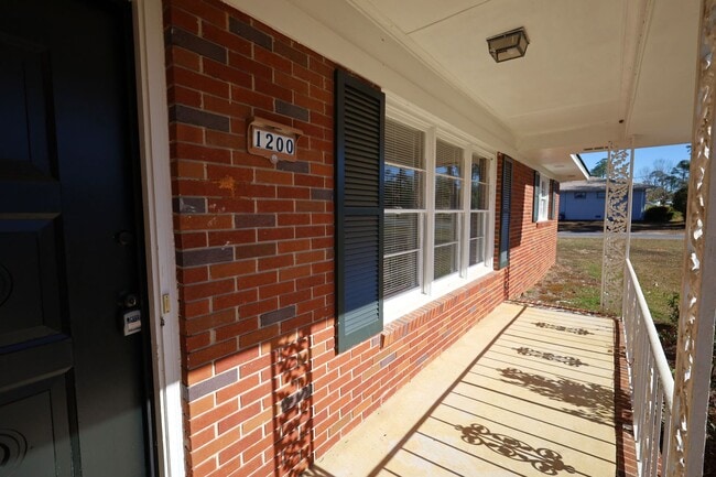 Photo - 1200 Dellwood Dr