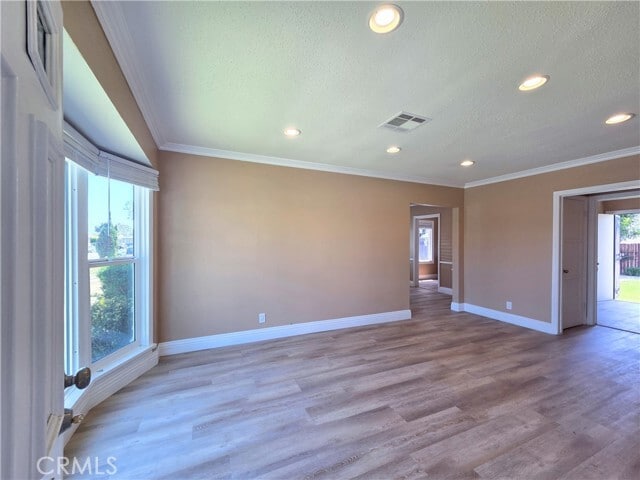 705 N Hillford Ave
