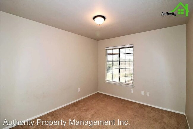Photo - 2835 Tropicana Ct