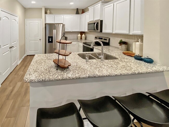 Photo - 11922 Amber Oak Wy