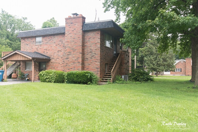Building Photo - 6303 Old St Louis Rd Rental