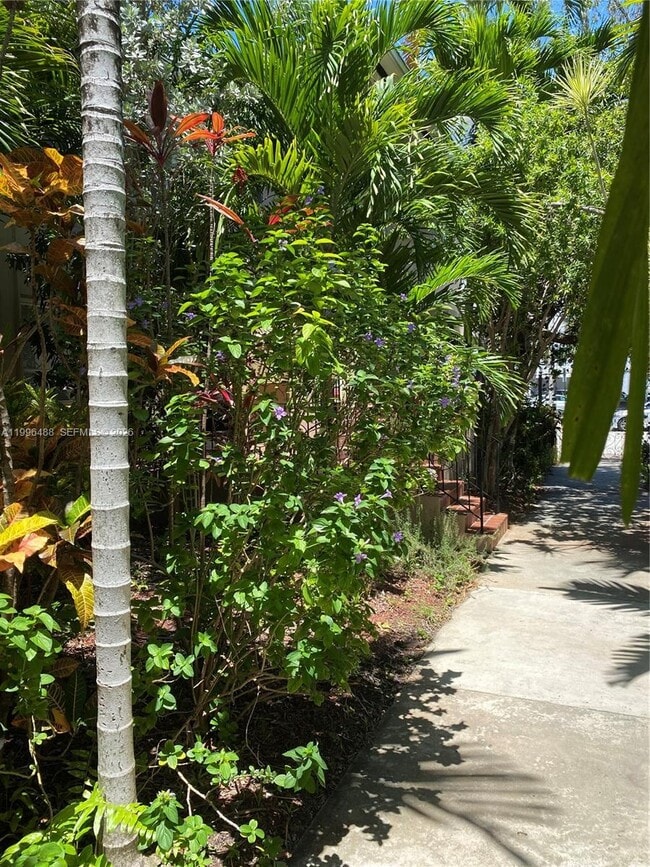 Photo - 40 Almeria Ave Unidad 16