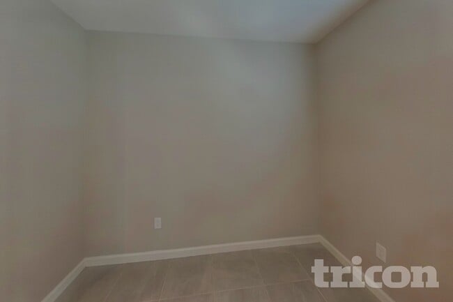 77063 Crosscut Wy