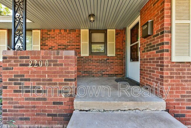 Photo - 2200 Downing St