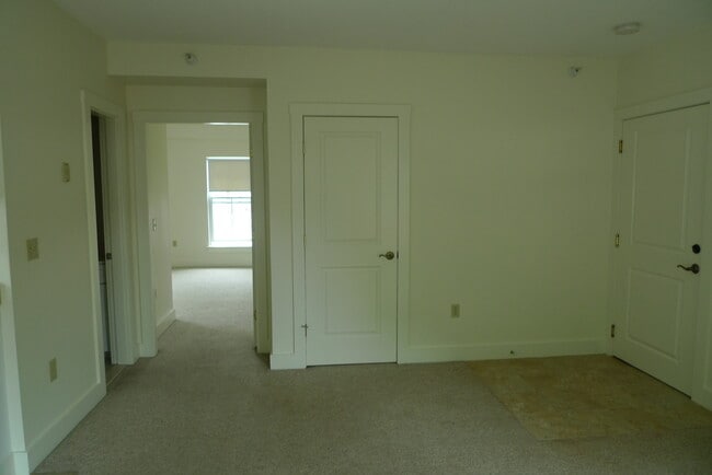 Photo - 9 State St Unit 3C