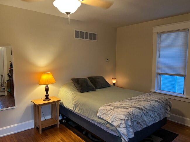 Photo - 5354 Hunter Ave Unit 2