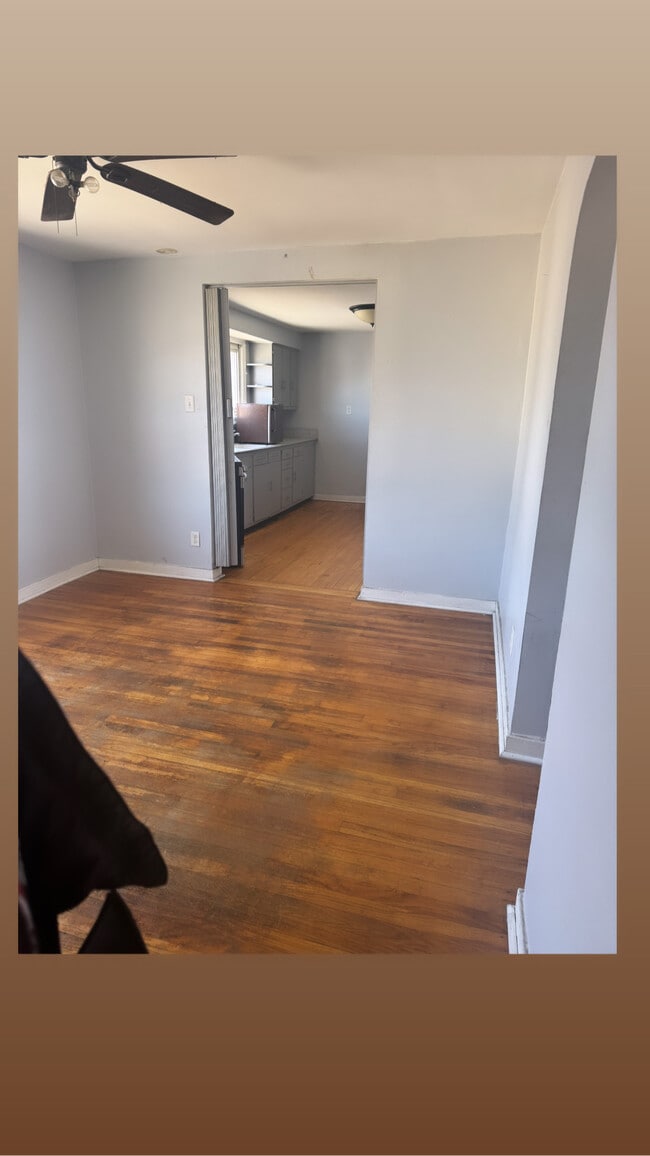 Photo - 1214 W 150th St