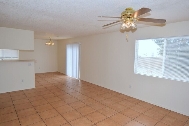 Photo - Great location! Nice 3Br, 2.5Ba Near Alame...