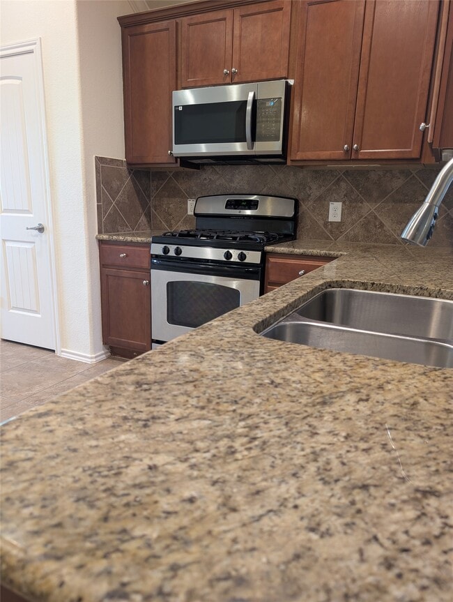 Photo - 18918 Bluestone Hollow Ln