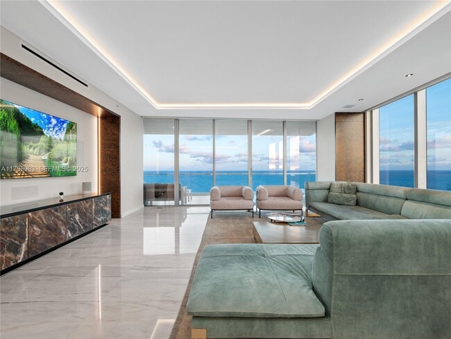 Photo - 18501 Collins Ave Unit 2704