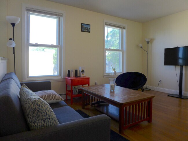 Photo - 37 Wordsworth St