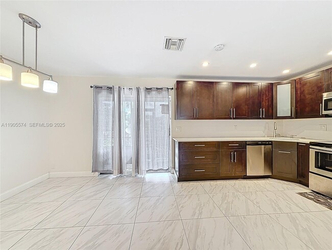 Photo - 2686 NW 60th Way