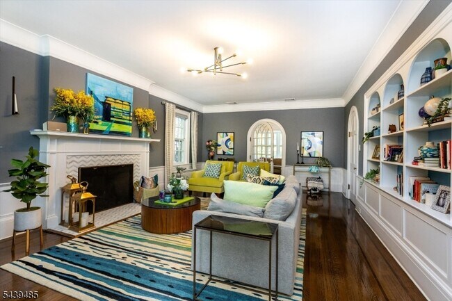 Photo - 263 Tillou Rd