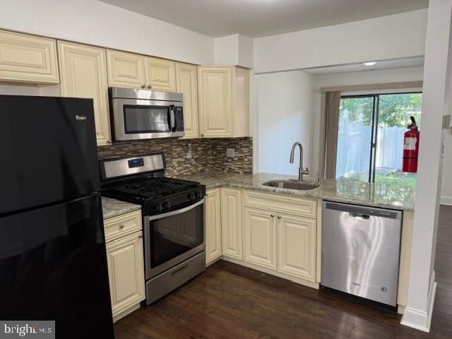 Photo - 1042 Baywood Dr