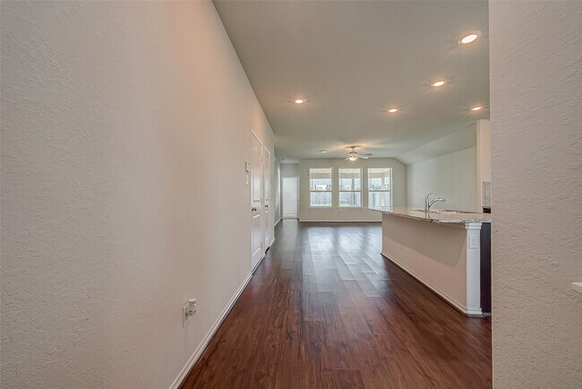 25911 Rustical Rd