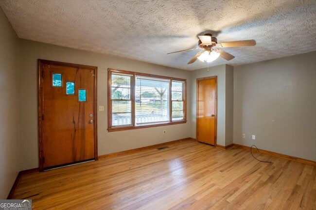 Photo - 133 Nelson St