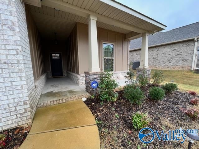 136 Gardencove Cir