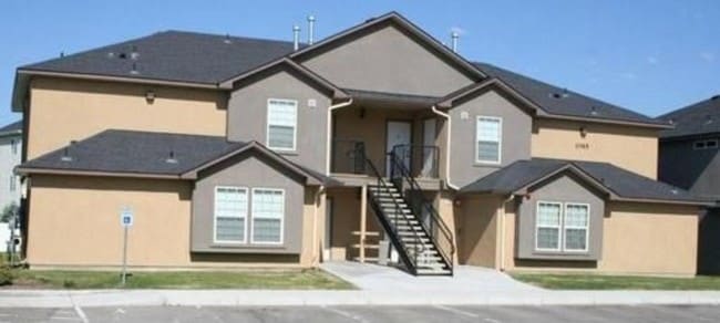 Rock Creek Apartments - Rock Creek Apartments