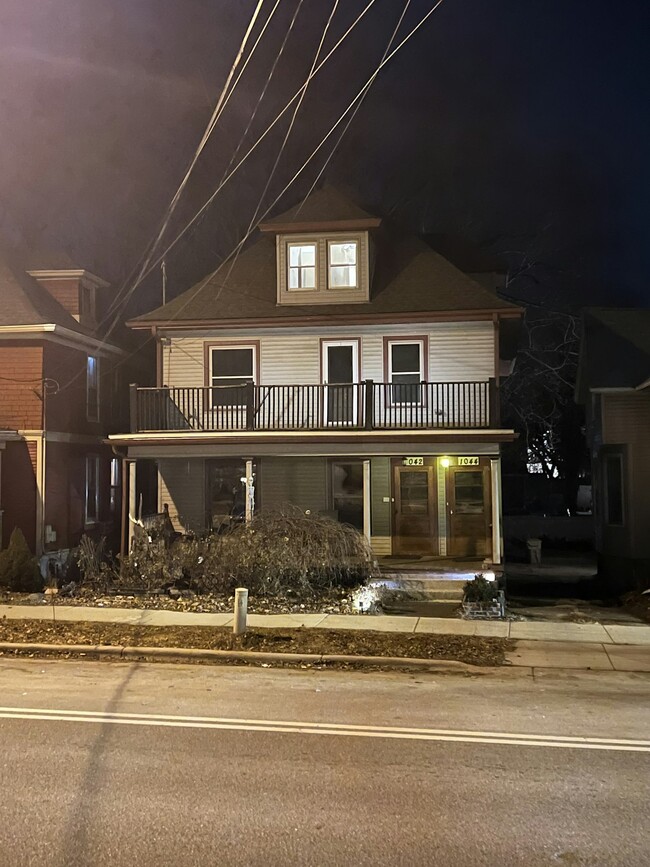 Photo - 1042 E Gorham St