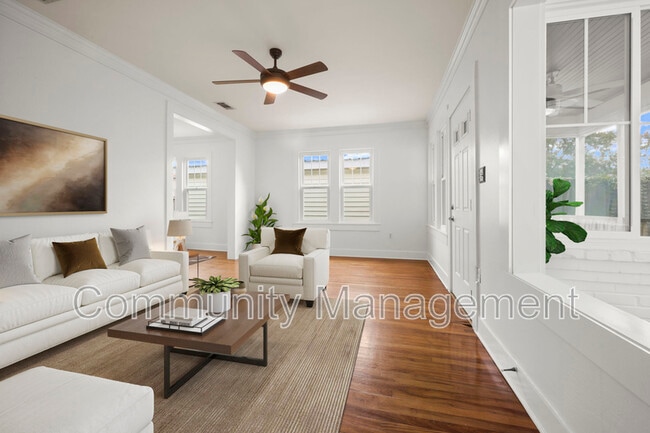 Photo - 600 Blanchard St