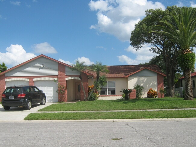 Photo - 1102 Fuchsia Dr