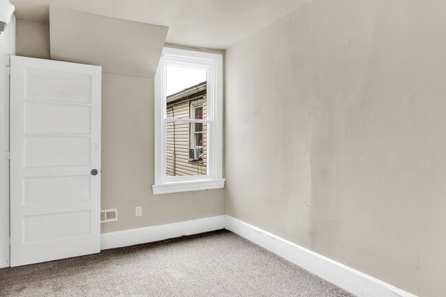 Photo - 2035 Logan St Unit 2035 Logan Street Apt 2