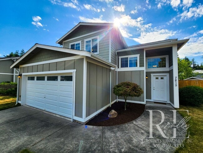 Spacious Silverdale Home with Large Fenced... - Spacious Silverdale Home with Large Fenced...