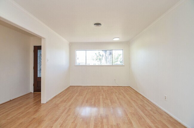 Photo - 7327 Osage St