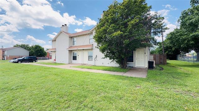 221 Meadow Ct