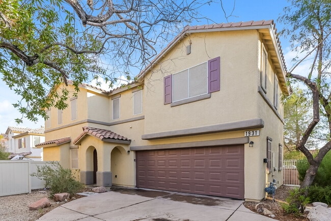 Building Photo - 1931 Sundown Canyon Dr Rental