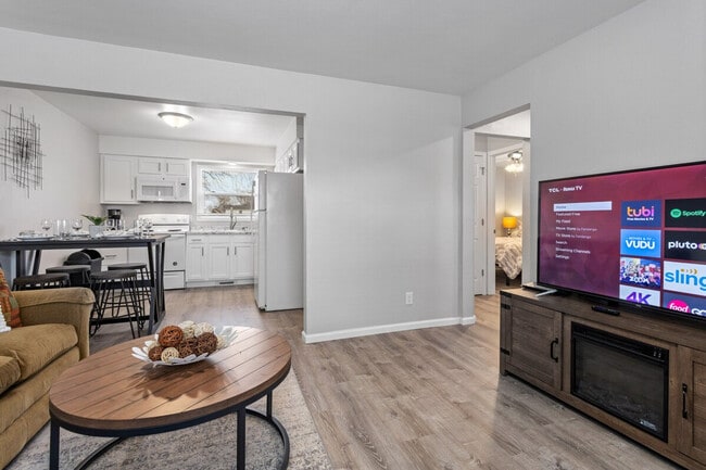 Photo - 928 W Browning St Unidad ID1296526P