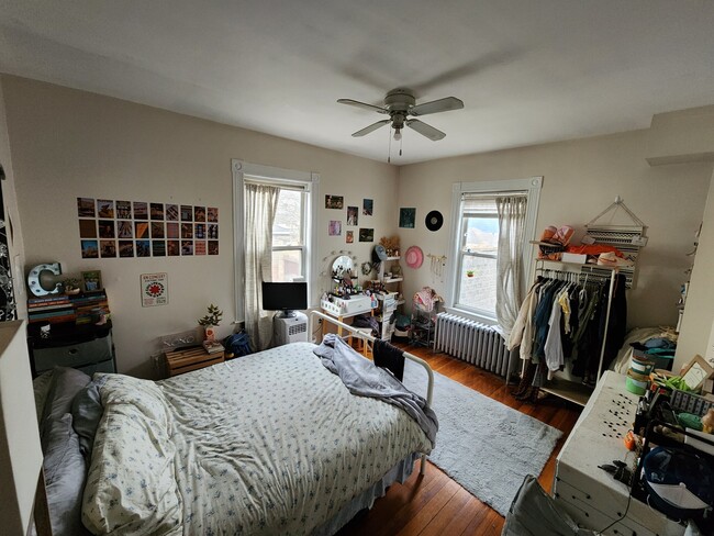 Photo - 140 Brooks St Unit 1