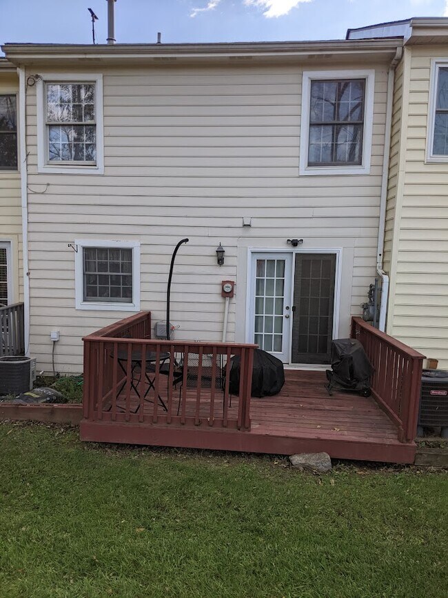 610 Tudor Dr Townhome Townhome Rental in Winchester VA