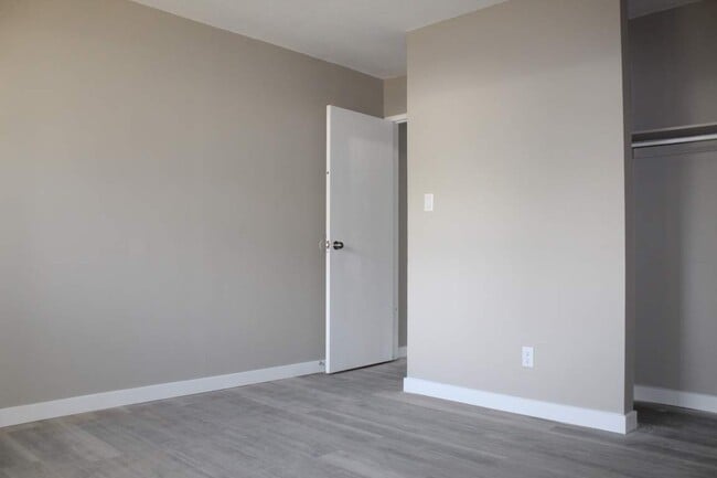 Photo - Mainstreet on 33rd